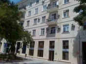 Satılır 3 otaqlı 83 m2 köhnə tikili Nizami m.