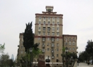 Satılır 2 otaqlı 60 m2 köhnə tikili Dövlət Statistika Komitəsi