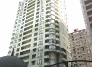 Satılır 3 otaqlı 120 m2 yeni tikili Tibb Universiteti