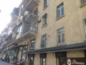 İcarəyə verilir 2 otaqlı 70 m2 köhnə tikili 28 May m.