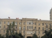 Satılır 2 otaqlı 55 m2 köhnə tikili Nəriman Nərimanov parkı