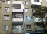 İcarəyə verilir 1 otaqlı 20 m2 köhnə tikili Musabəyov parkı