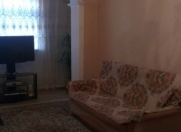 Satılır 2 otaqlı 65 m2 köhnə tikili Ayna Sultanova heykəli