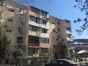 Satılır 2 otaqlı 86 m2 köhnə tikili Sərhədçi İdman kompleksi
