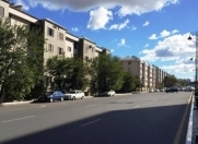 Satılır 3 otaqlı 80 m2 köhnə tikili İnşaatçılar m.