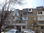 İcarəyə verilir 1 otaqlı 34 m2 köhnə tikili Elmlər Akademiyası m.