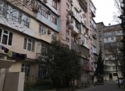 Satılır 3 otaqlı 90 m2 köhnə tikili Ayna Sultanova heykəli