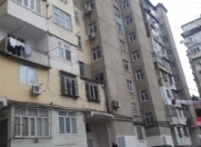 Satılır 3 otaqlı 80 m2 köhnə tikili İnşaatçılar m.
