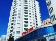 İcarəyə verilir 4 otaqlı 220 m2 yeni tikili 28 May m.