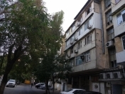 İcarəyə verilir 2 otaqlı 60 m2 köhnə tikili Ayna Sultanova heykəli