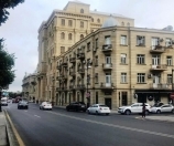 Satılır 3 otaqlı 120 m2 köhnə tikili Azneft meydanı