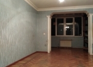 Satılır 3 otaqlı 61 m2 köhnə tikili İnşaatçılar m.
