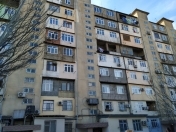 Satılır 2 otaqlı 48 m2 köhnə tikili İnşaatçılar m.