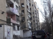 Satılır 2 otaqlı 48 m2 köhnə tikili Azadlıq prospekti m.