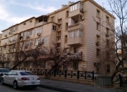 İcarəyə verilir 2 otaqlı 55 m2 köhnə tikili Şah İsmayıl Xətai m.