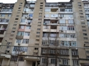 Satılır 3 otaqlı 70 m2 köhnə tikili Zərifə Əliyeva adına park