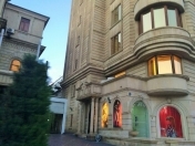 İcarəyə verilir 3 otaqlı 90 m2 köhnə tikili Molokan bağı