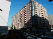 Satılır 5 otaqlı 300 m2 yeni tikili Azadlıq prospekti m.