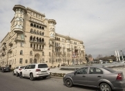 İcarəyə verilir 4 otaqlı 125 m2 köhnə tikili Dənizkənarı Milli park