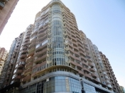 Satılır 4 otaqlı 181 m2 yeni tikili Bakı Dövlət Universiteti