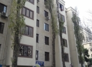 Satılır 3 otaqlı 75 m2 köhnə tikili İnşaatçılar m.