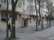 Satılır 2 otaqlı 65 m2 köhnə tikili 7 mkr