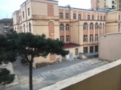 İcarəyə verilir 2 otaqlı 98 m2 yeni tikili 28 May m.