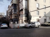 Satılır 3 otaqlı 75 m2 köhnə tikili Musabəyov parkı