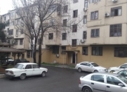 Satılır 3 otaqlı 76 m2 köhnə tikili İnşaatçılar m.