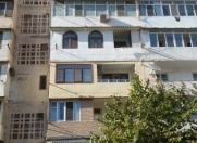 Satılır 3 otaqlı 80 m2 köhnə tikili Nizami m.