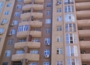 İcarəyə verilir 4 otaqlı 200 m2 yeni tikili Nizami m.
