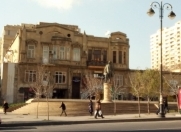 Satılır 4 otaqlı 150 m2 köhnə tikili Beşmərtəbə