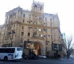 Satılır 3 otaqlı 75 m2 köhnə tikili Səməd Vurğun parkı