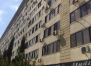 İcarəyə verilir 3 otaqlı 90 m2 köhnə tikili Gənclik m.