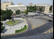 İcarəyə verilir 2 otaqlı 70 m2 köhnə tikili Elmlər Akademiyası m.