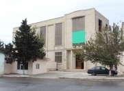 Satılır 10 otaqlı 2000 m2 obyekt Neapol dairəsi