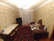 İcarəyə verilir 2 otaqlı 60 m2 köhnə tikili Elmlər Akademiyası m.