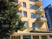 İcarəyə verilir 2 otaqlı 55 m2 köhnə tikili Avropa otel