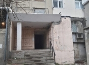 Satılır 2 otaqlı 62 m2 köhnə tikili Yeni Yasamal