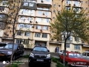 Satılır 2 otaqlı 67 m2 köhnə tikili Elmlər Akademiyası m.