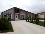 Satılır 4 otaqlı 180 m2 bağ evi Mərdəkan