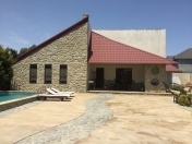 Satılır 4 otaqlı 200 m2 bağ evi Mərdəkan