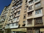 Satılır 4 otaqlı 110 m2 köhnə tikili Elmlər Akademiyası m.