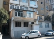 Satılır 1 otaqlı 30 m2 köhnə tikili Flame Towers