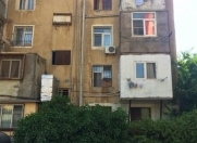 Satılır 1 otaqlı 30 m2 köhnə tikili Musabəyov parkı