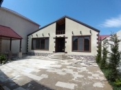 Satılır 3 otaqlı 110 m2 bağ evi Mərdəkan