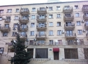 Satılır 2 otaqlı 33 m2 köhnə tikili Dağüstü parkı