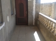 Satılır 2 otaqlı 800 m2 həyət evi Qobu