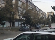 Satılır 3 otaqlı 80 m2 köhnə tikili Ukrayna dairəsi