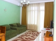 İcarəyə verilir 2 otaqlı 65 m2 yeni tikili Gürcüstan